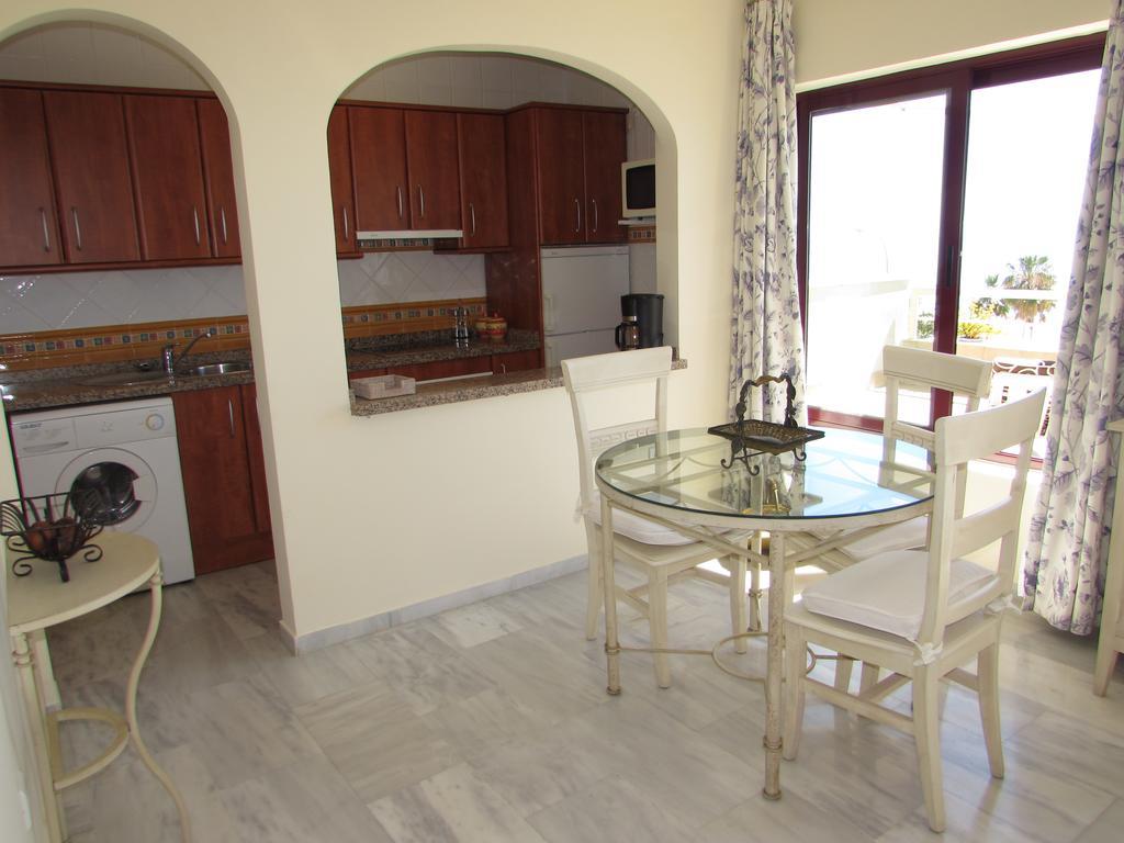 Home4Holidays Nerja Exterior photo