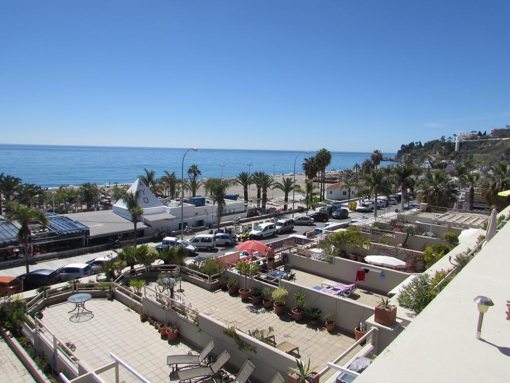 Home4Holidays Nerja Exterior photo